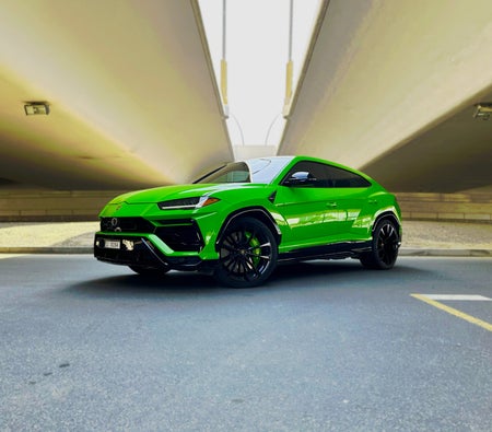 lamborghini urus 2022