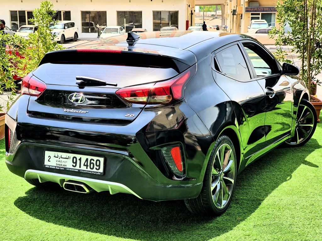 Hyundai Veloster