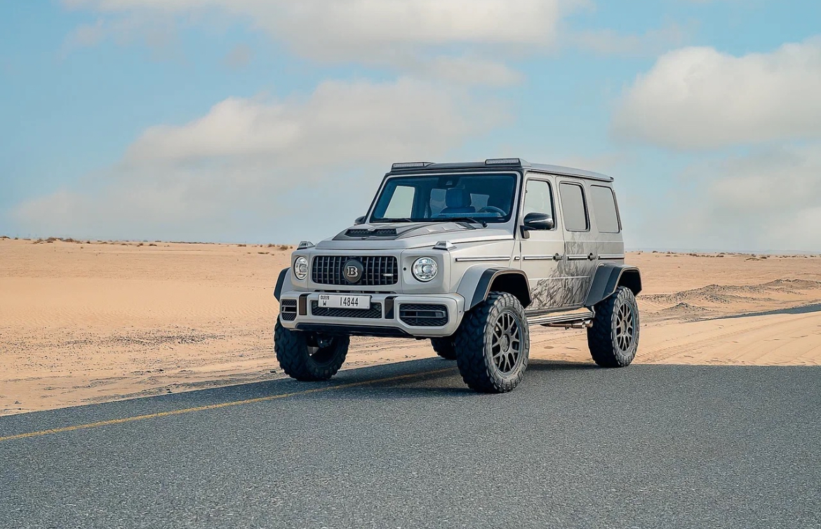 Mercedes G63 Brabus 4X4