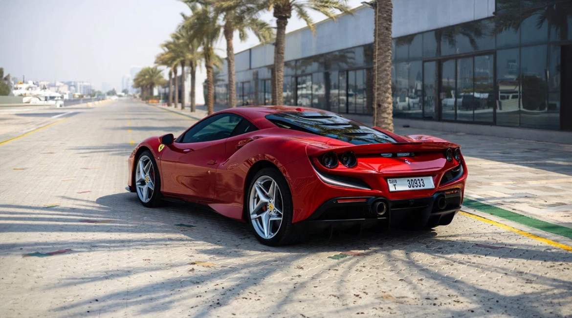 Ferrari F8