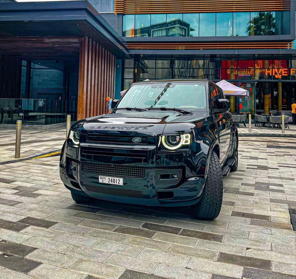 Land Rover Defender