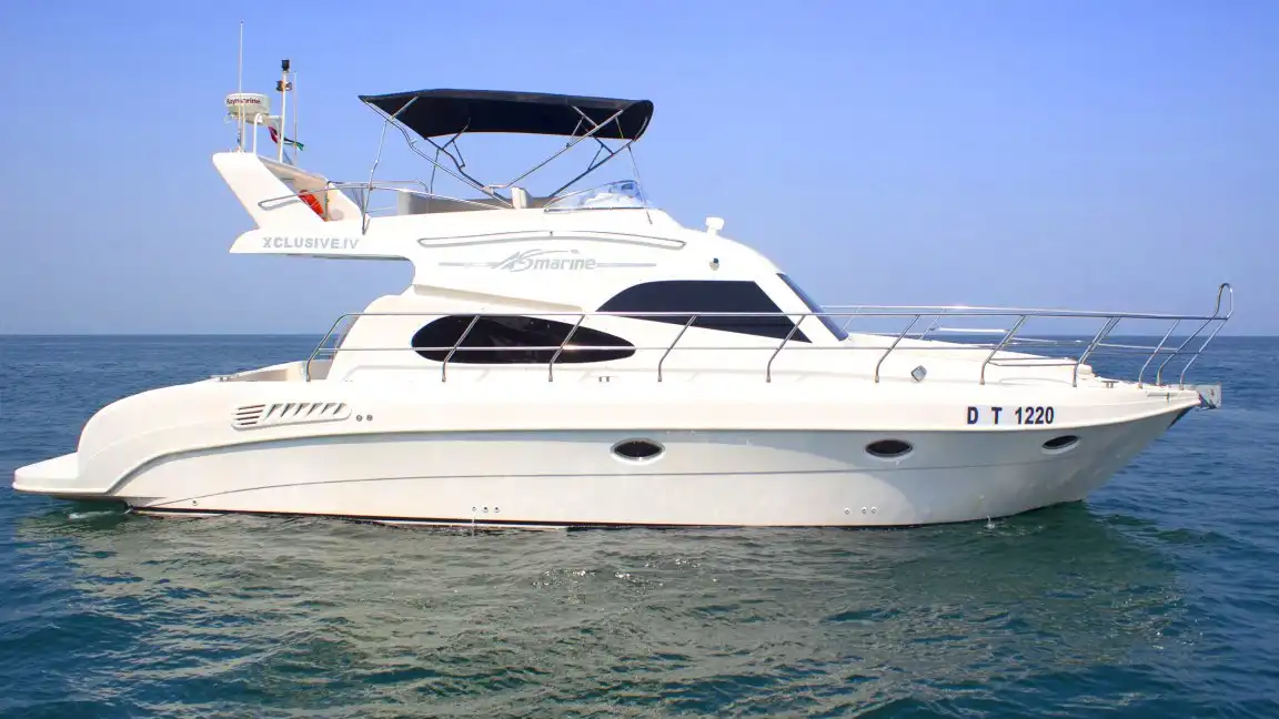48ft Yacht (X4)