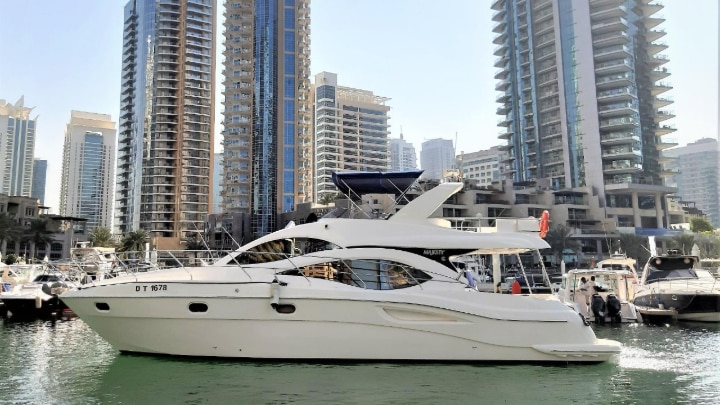 55 ft Yacht Rental