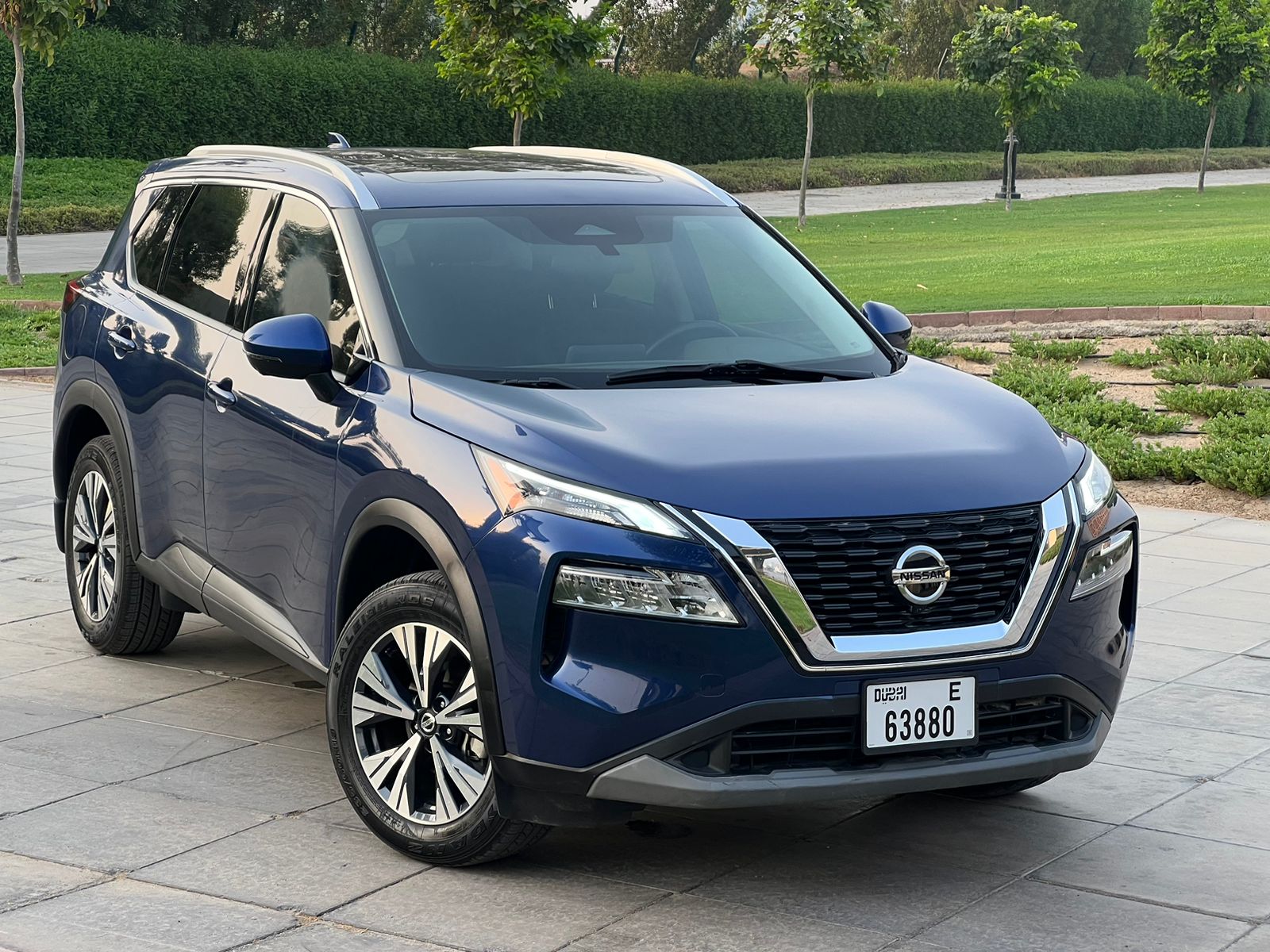 NISSAN ROGUE