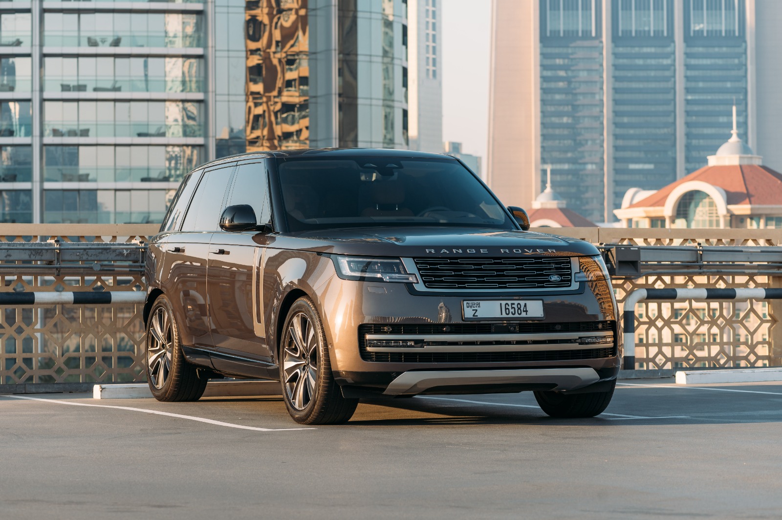 Range Rover Vogue HSE (Grey), 2023