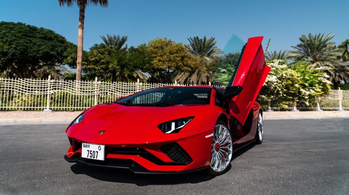  Lamborghini Aventador S