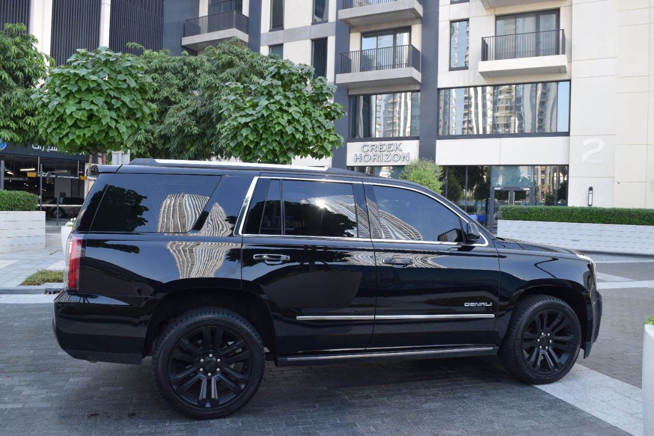 GMC Yukon Denali VIP