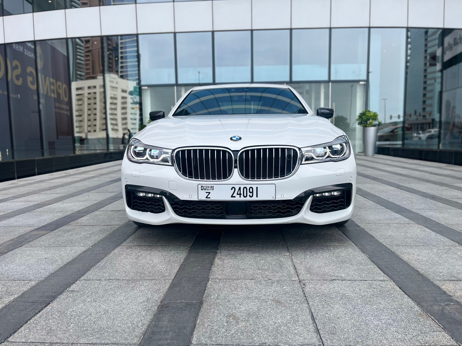 BMW 750i