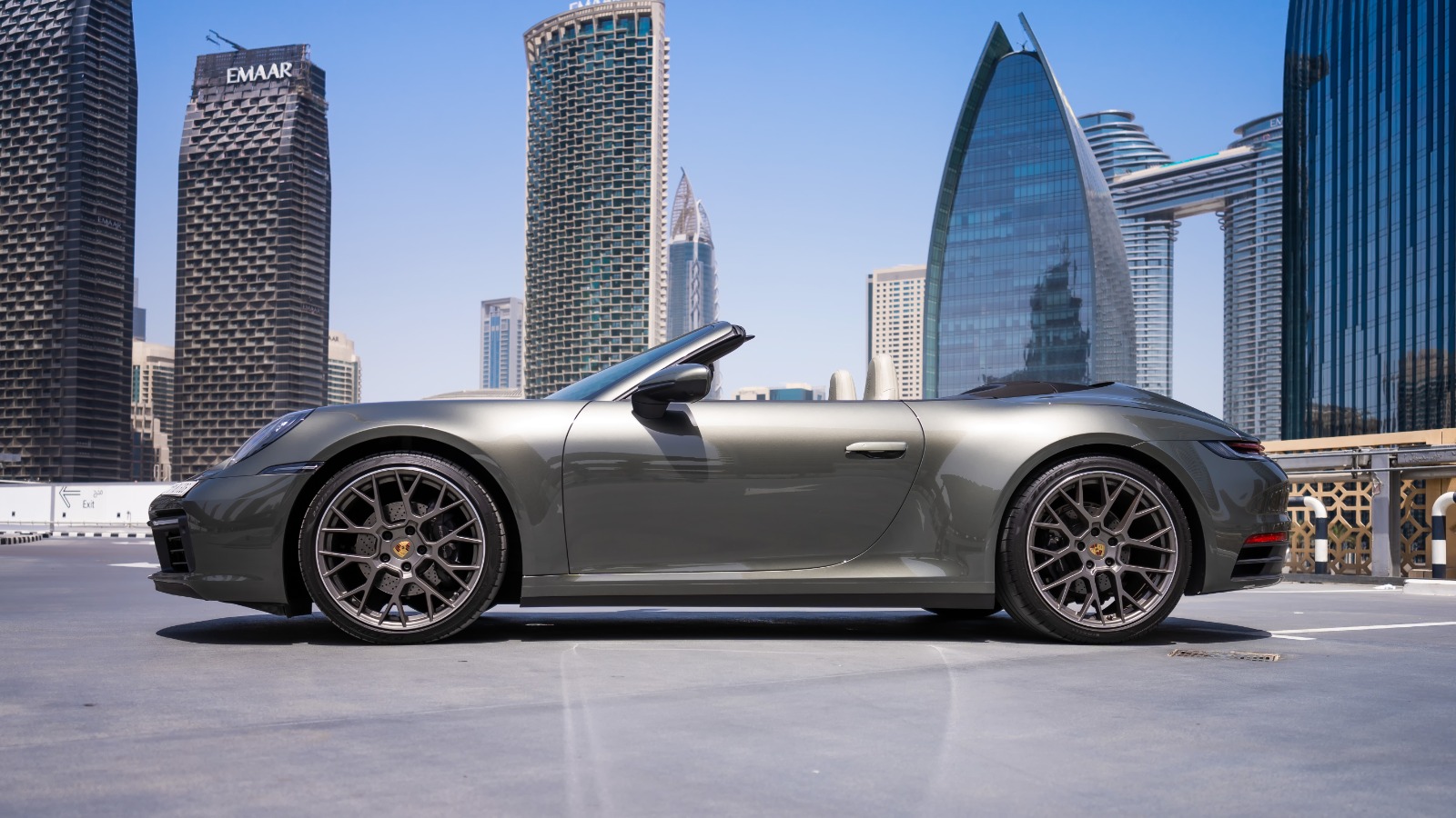 Porsche 911 Carrera Cabrio (Grey), 2021