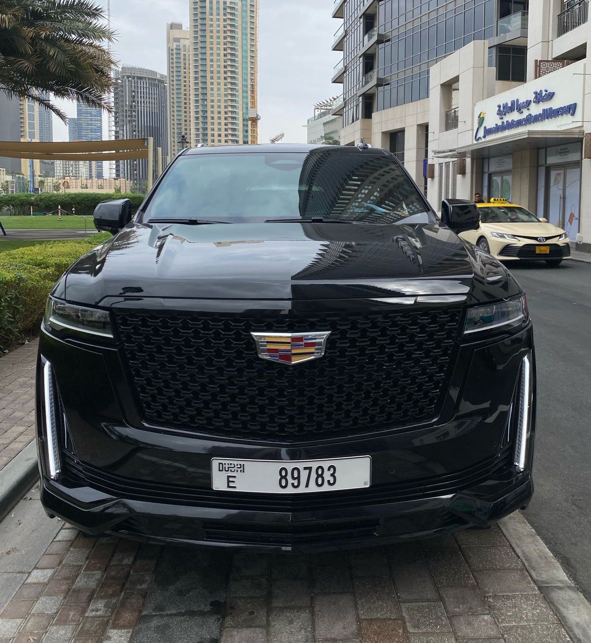 Cadillac Escalade Sport L (brand new)