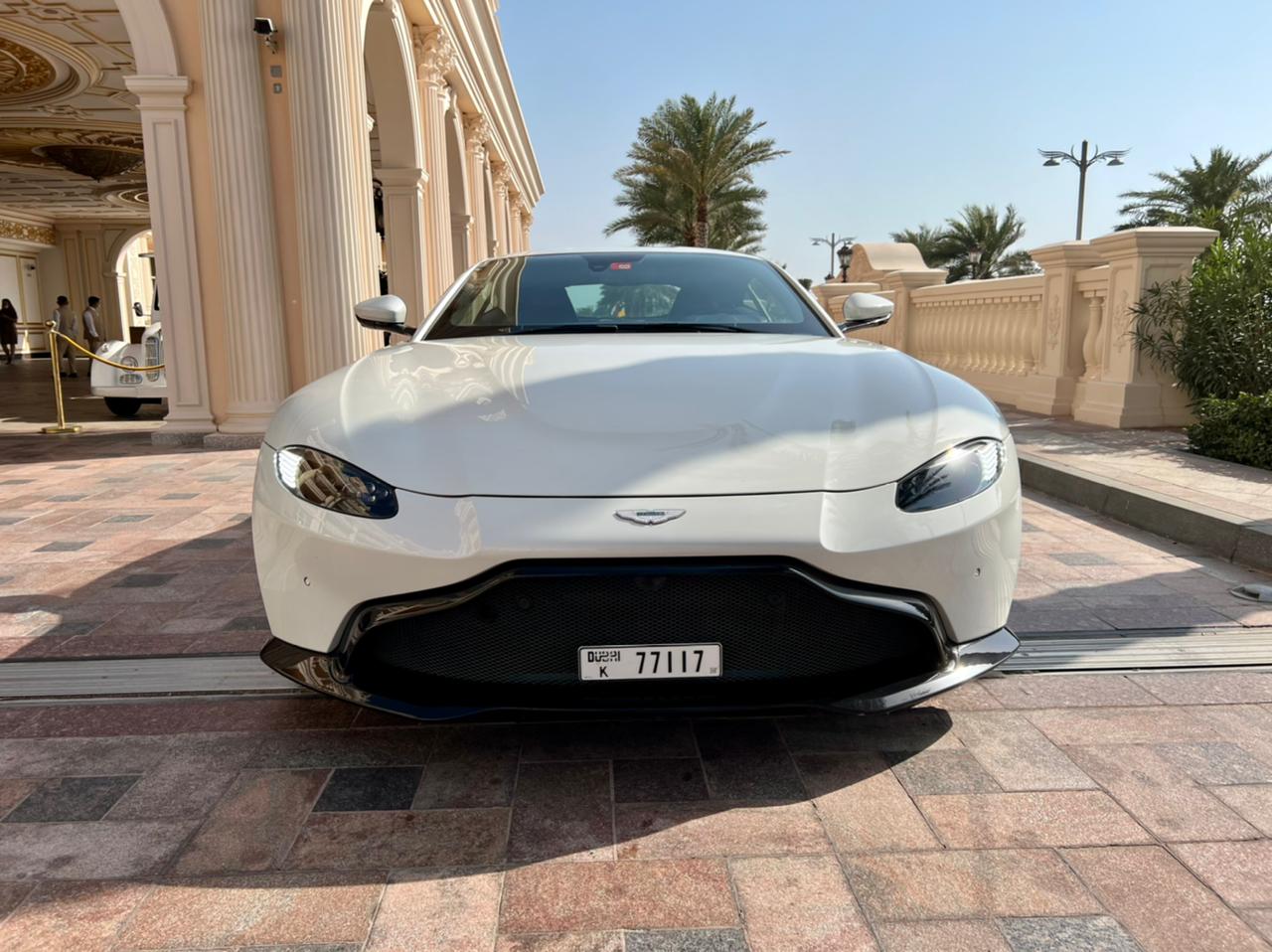 Aston Martin Vantage