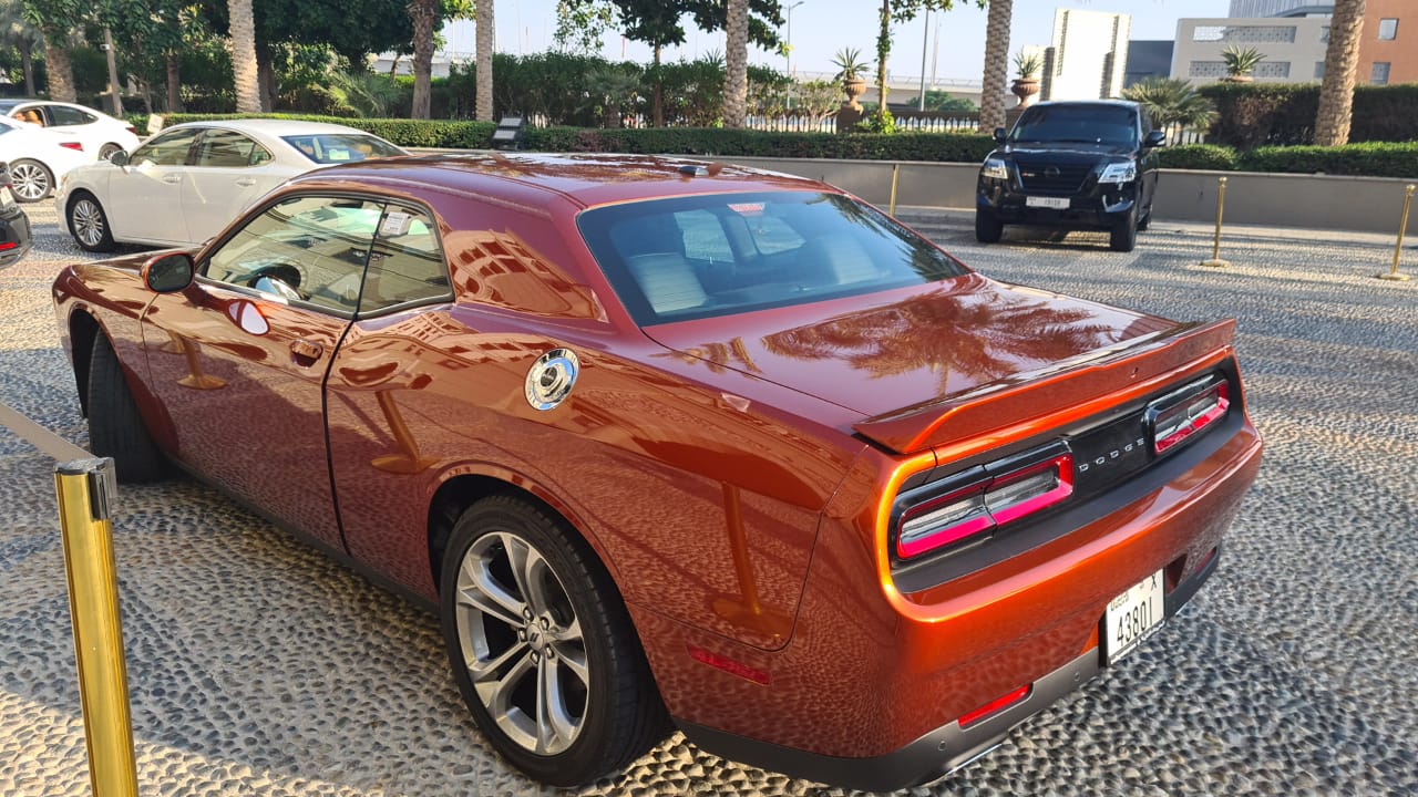 Dodge Challenger V6 2021