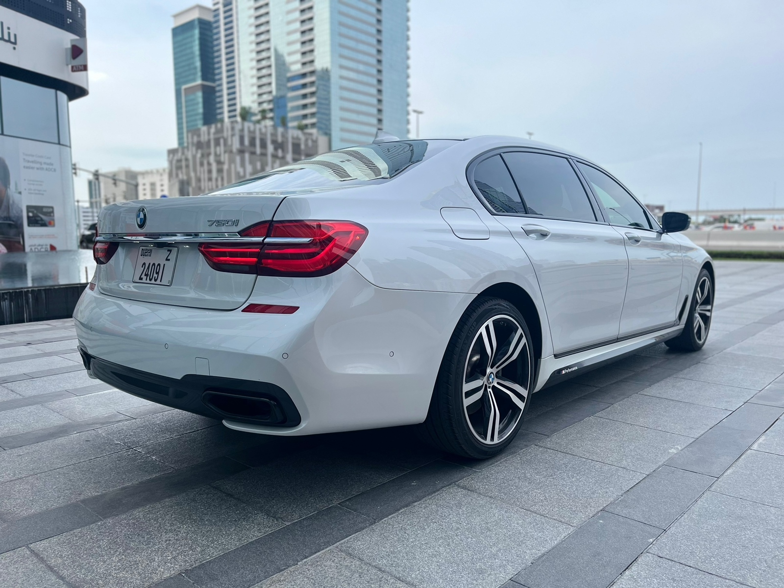 BMW 750i