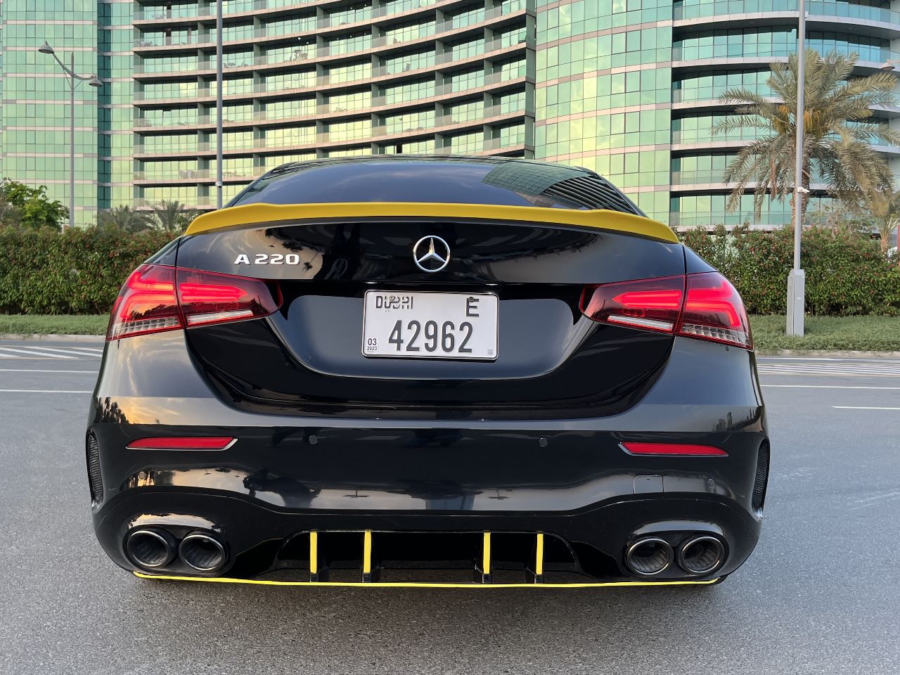 Mercedes Benz A220 2021 Black/ Yellow 