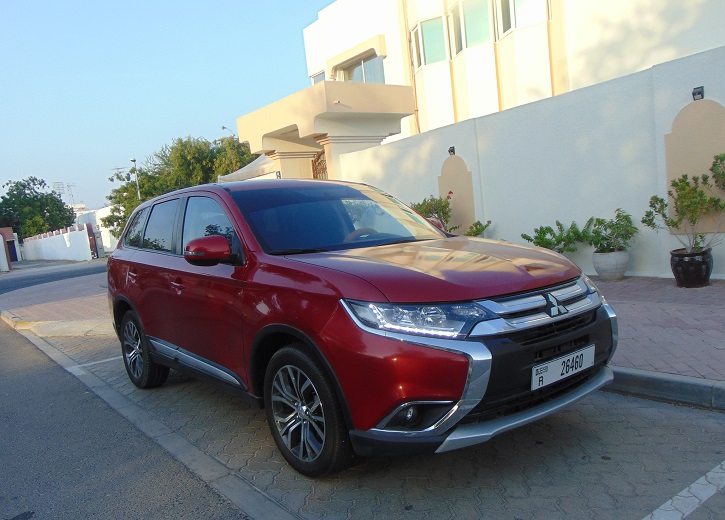 MITSUBISHI OUTLANDER