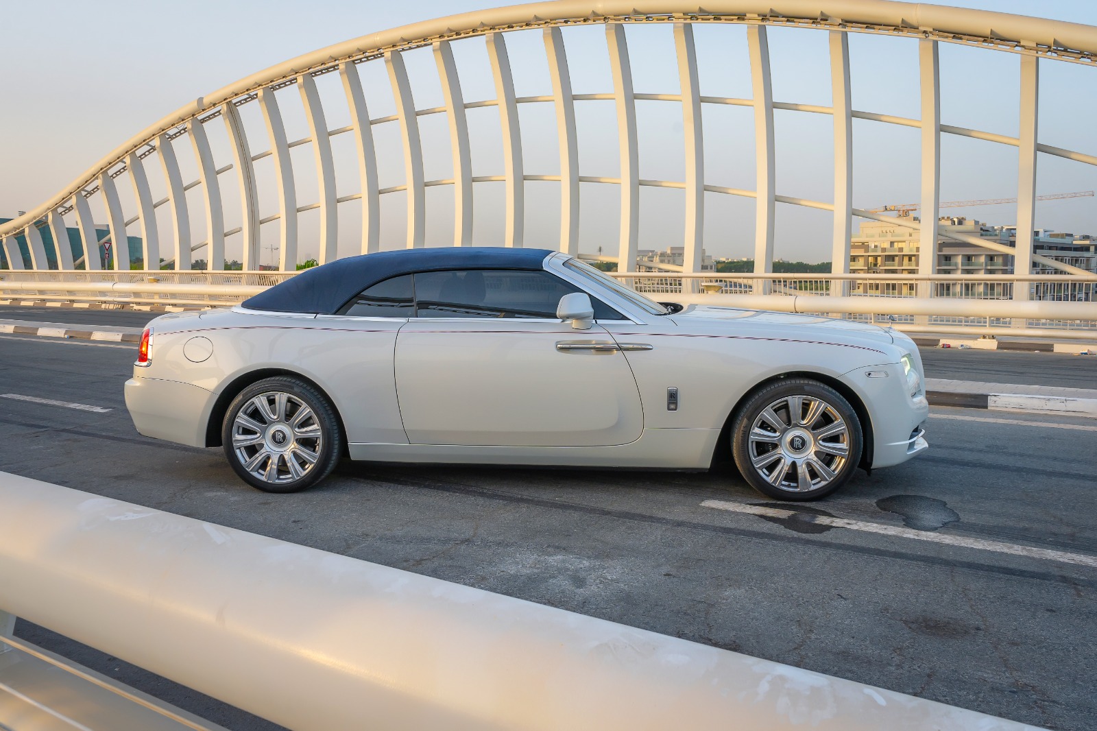 Rolls Royce Dawn (White), 2019