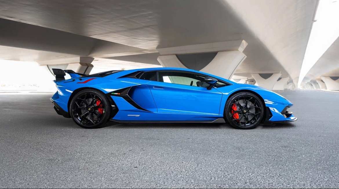 Lamborghini Aventador SVJ