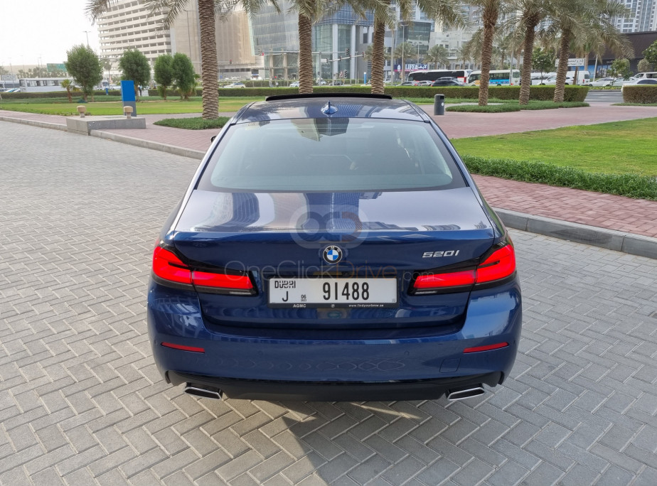 BMW 520i