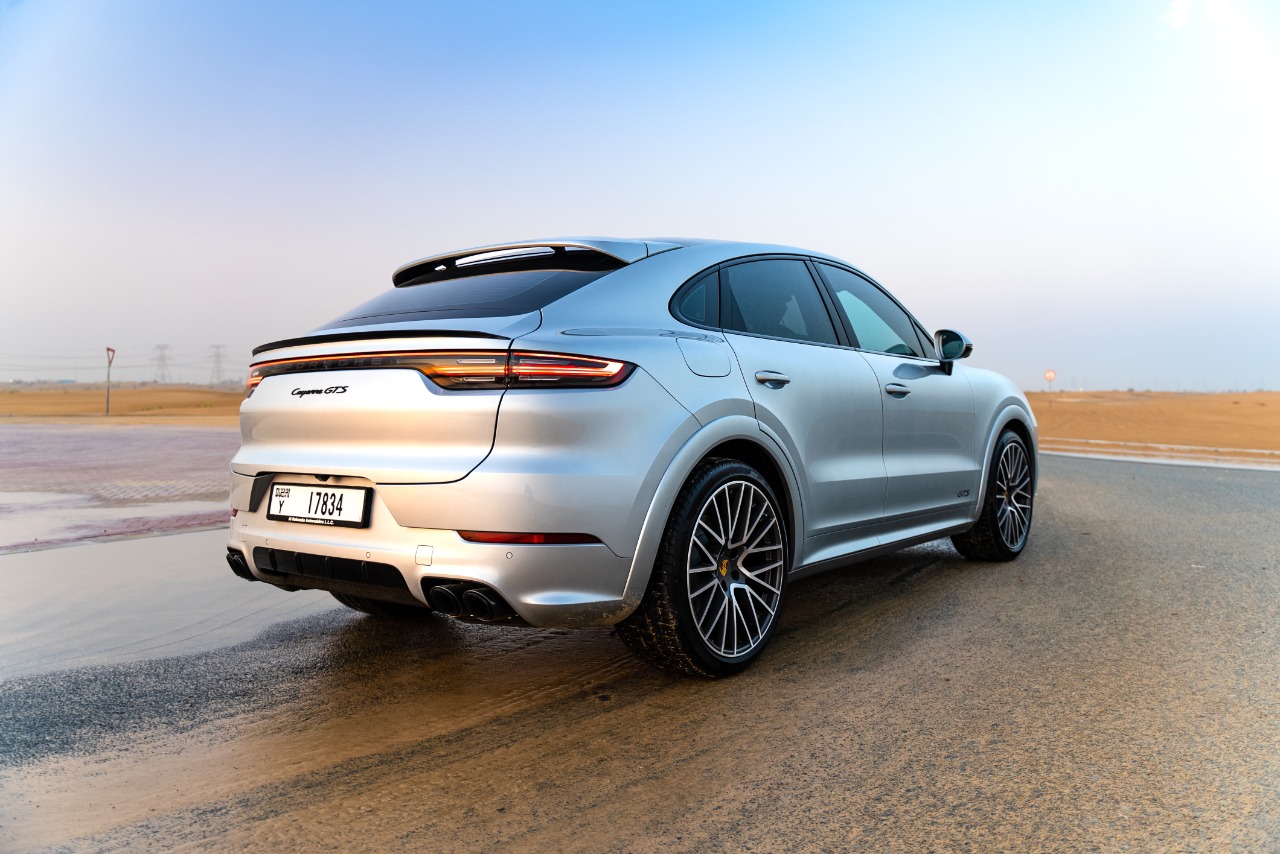 Porsche Cayenne GTS 2023 