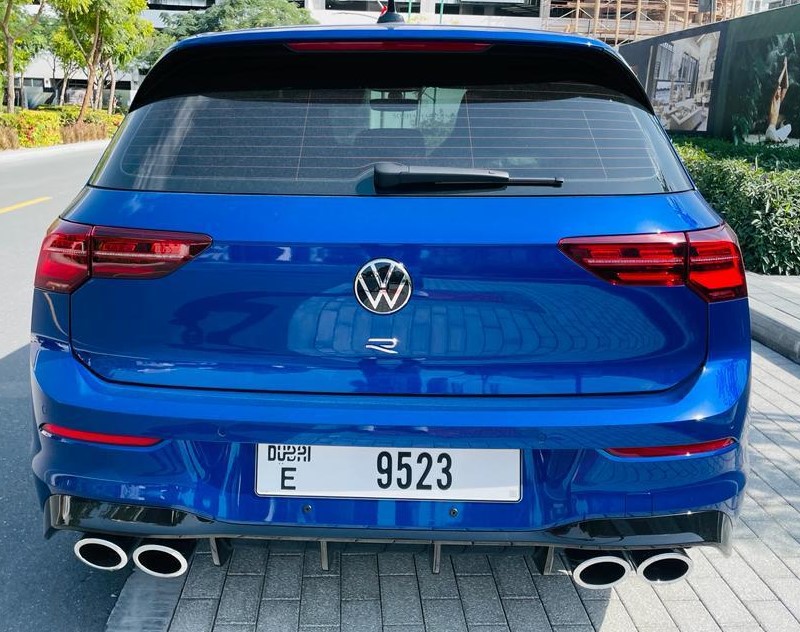 VOLKSWAGEN GOLF R