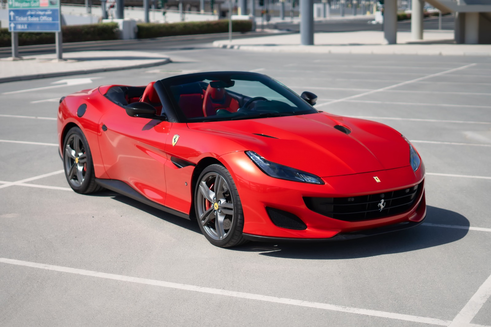 Ferrari Portofino Rosso  (Red), 2019