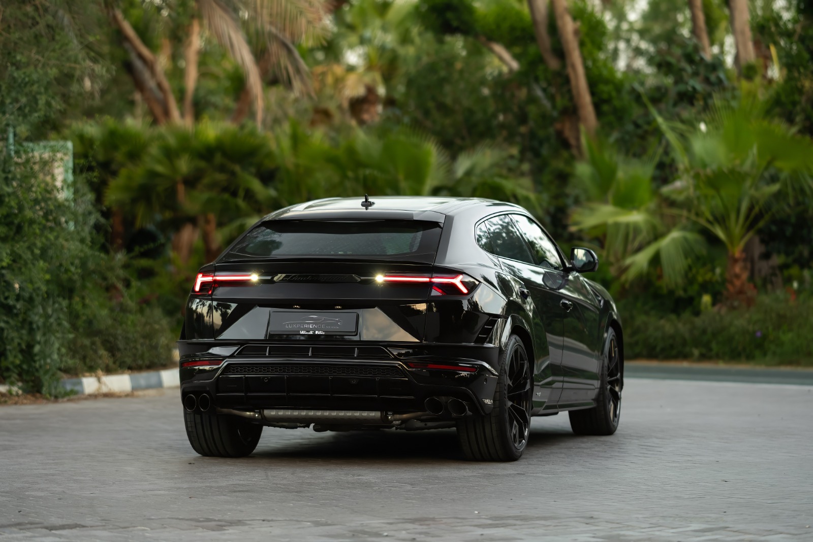 Lamborghini Urus 2024 Black