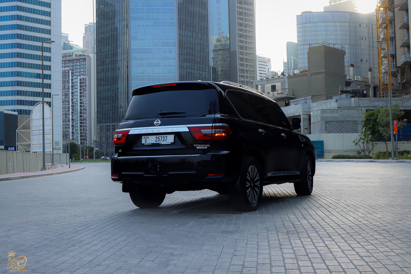 Nissan Patrol 2021 (Black)