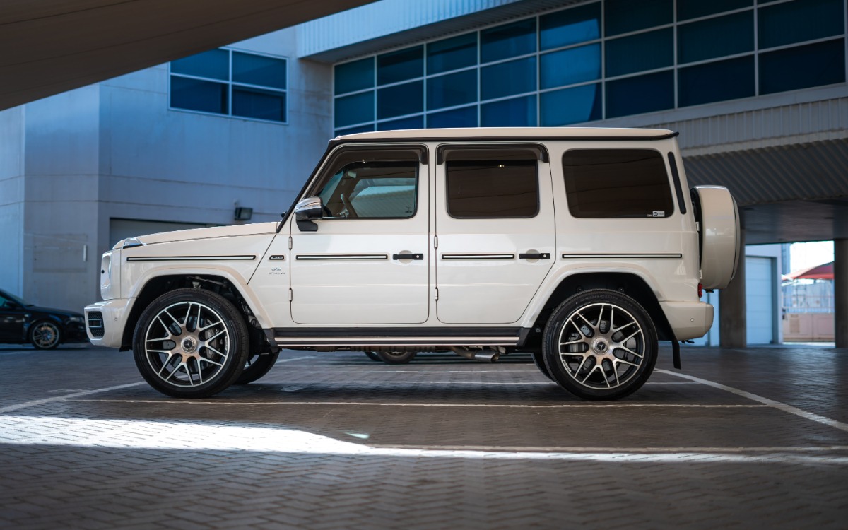 Mercedes G63 - White