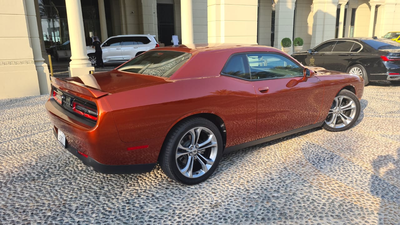 Dodge Challenger V6 2021