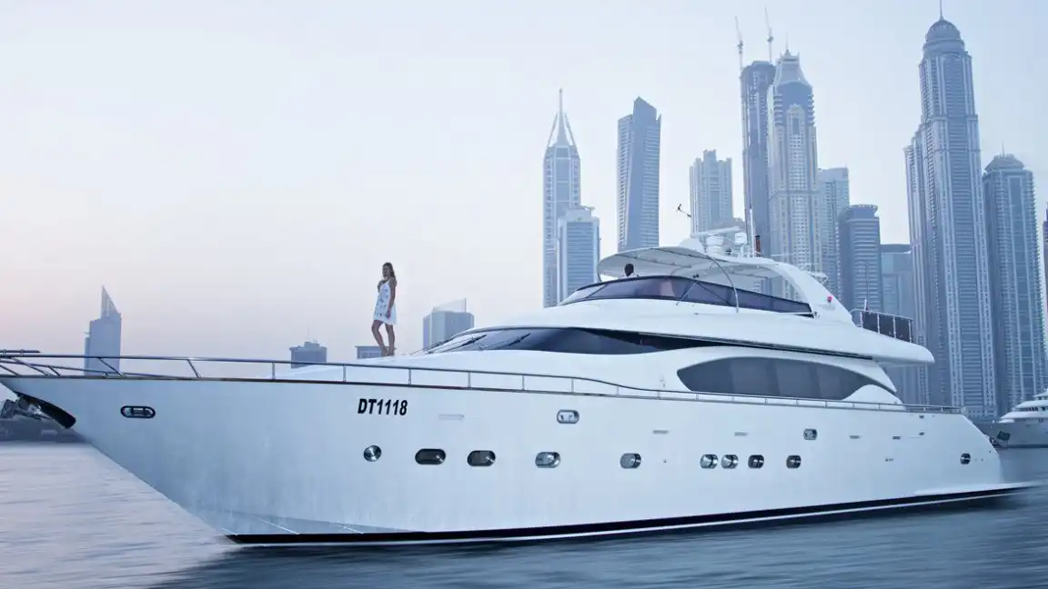 84ft Luxury Yacht (X16)