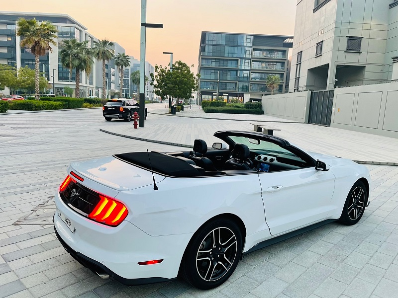 Ford Mustang Convertible 