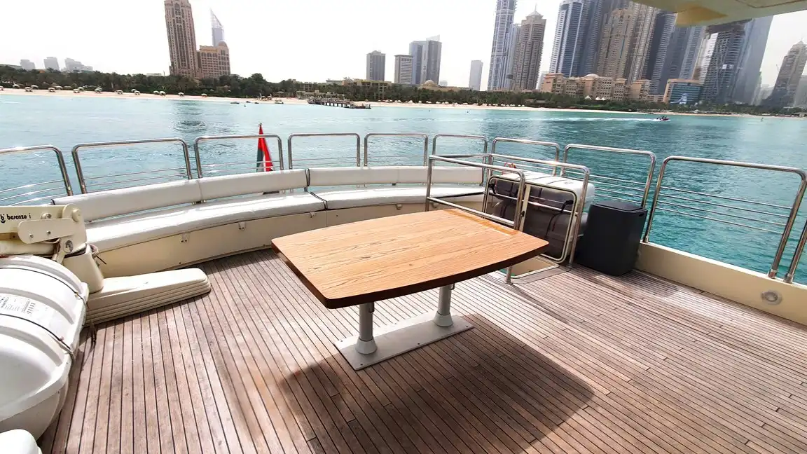 XCLUSIVE YACHTS : X25 - 80Ft Luxury Yacht