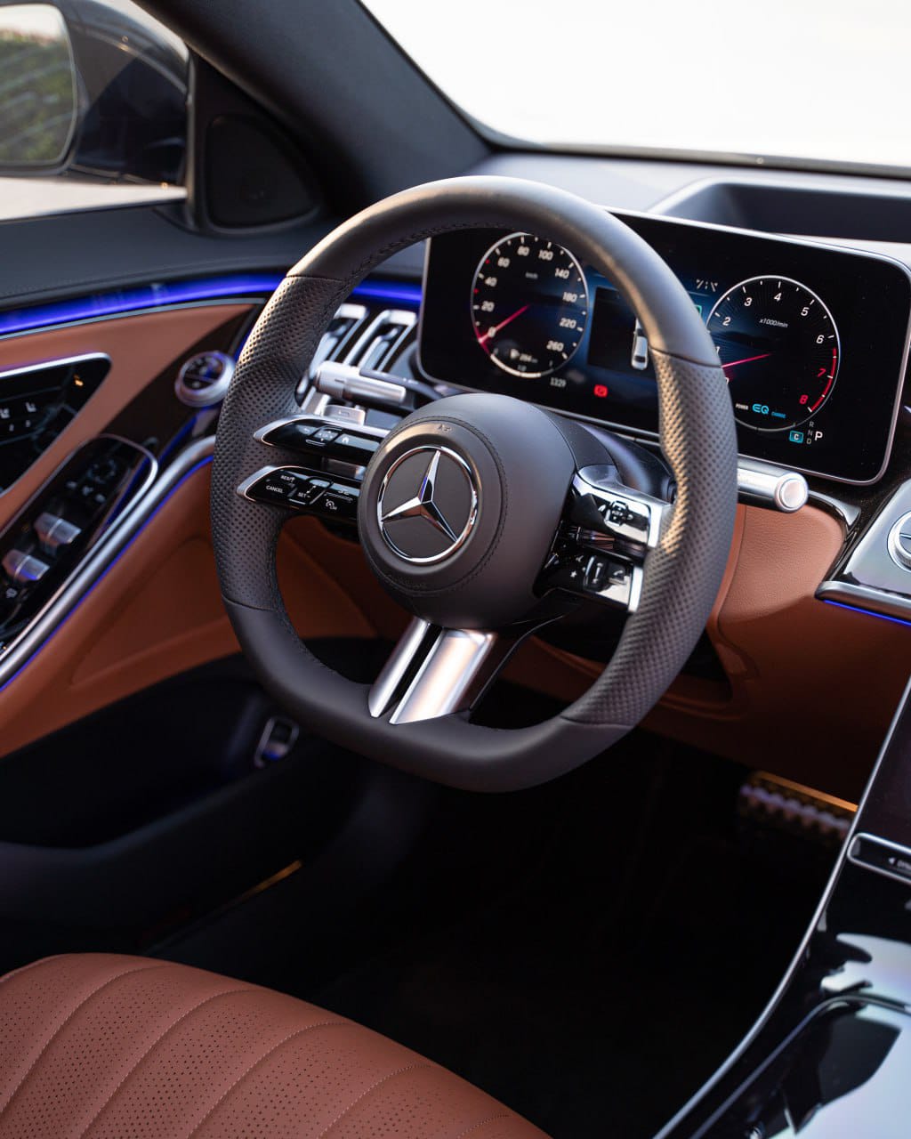 Mercedes S450 (Black), 2023