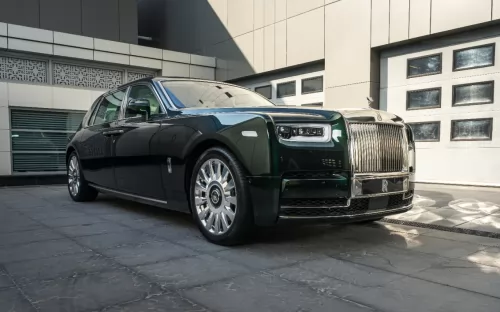 Rolls-Royce Phantom - Bespoke Design - EWB V12